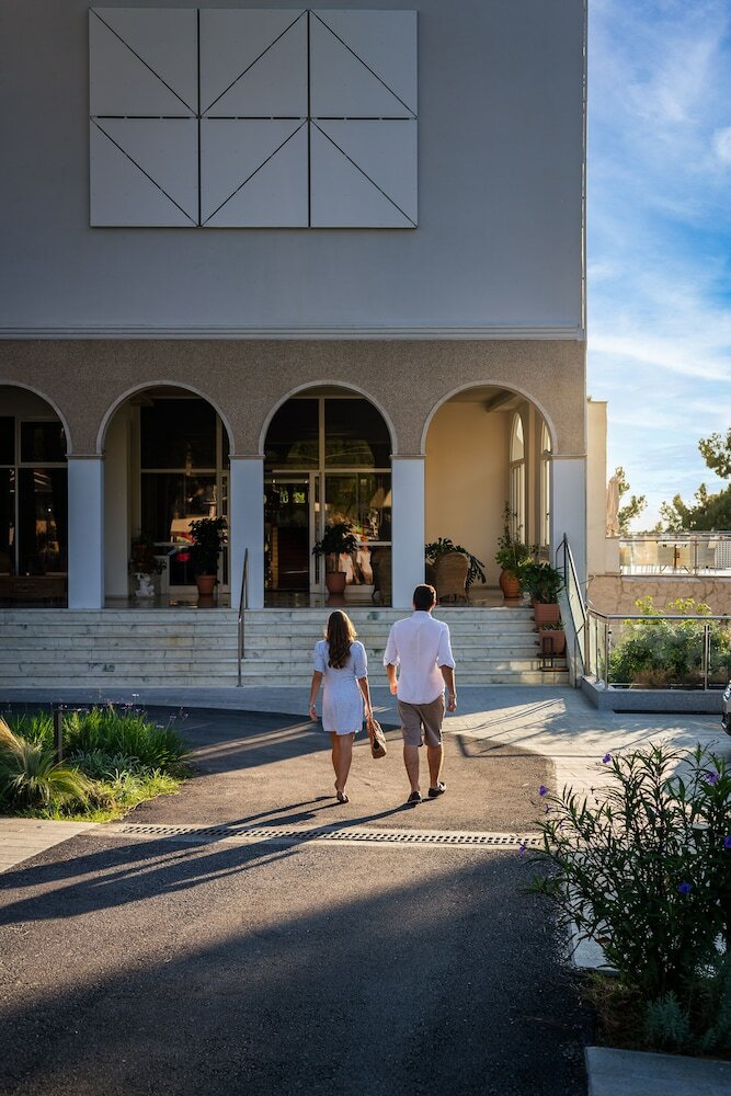 Фото Akrotiri Beach