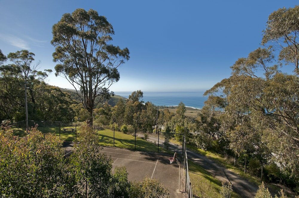 Фото Beacon Point Ocean View Villas