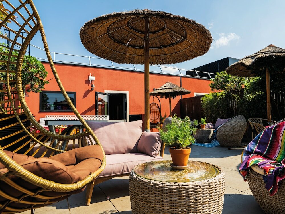 Фото Mob Paris Les Pouches