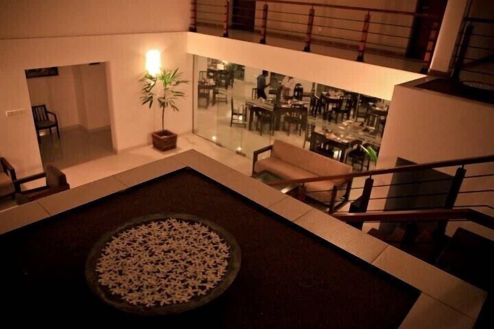 Фото Lavendish Okrin Hotel