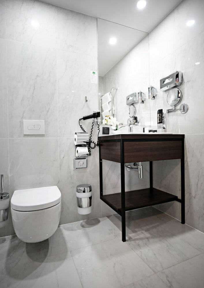 Фото Skyline Hotel