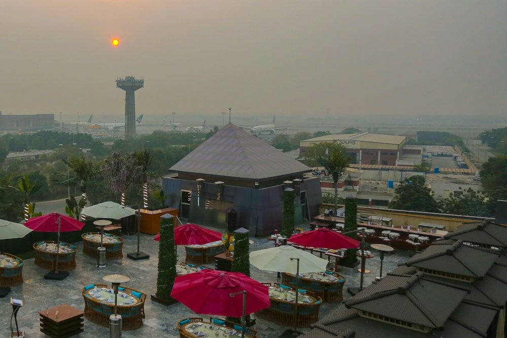 Фото Royal Swiss Hotel