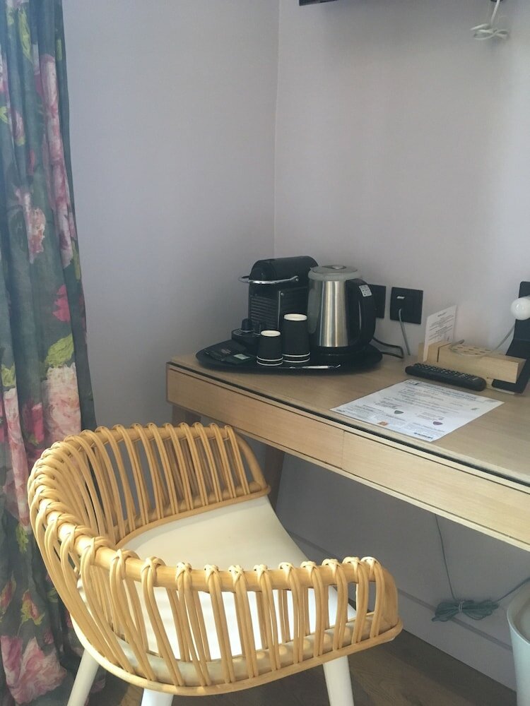 Фото Hôtel Le Lion