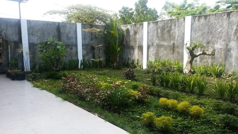 Фото Emerald Hotel