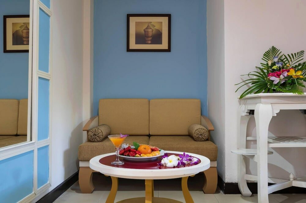 Фото Ayodhaya Palace Beach Resort Krabi