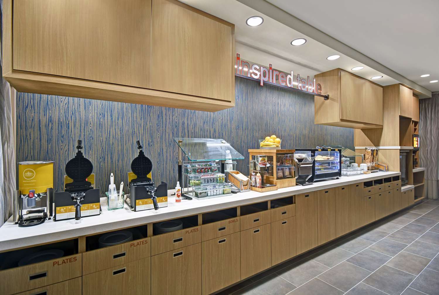 Фото Home2 Suites by Hilton Raleigh North I-540