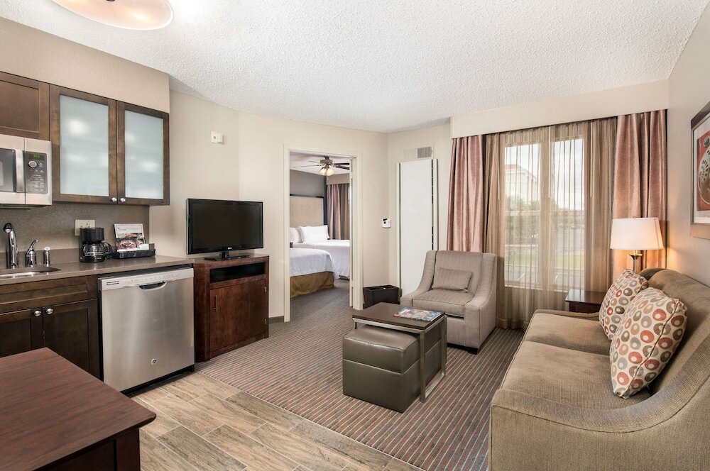 Фото Homewood Suites by Hilton Austin South
