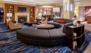 Гостиница DoubleTree Suites by Hilton Minneapolis