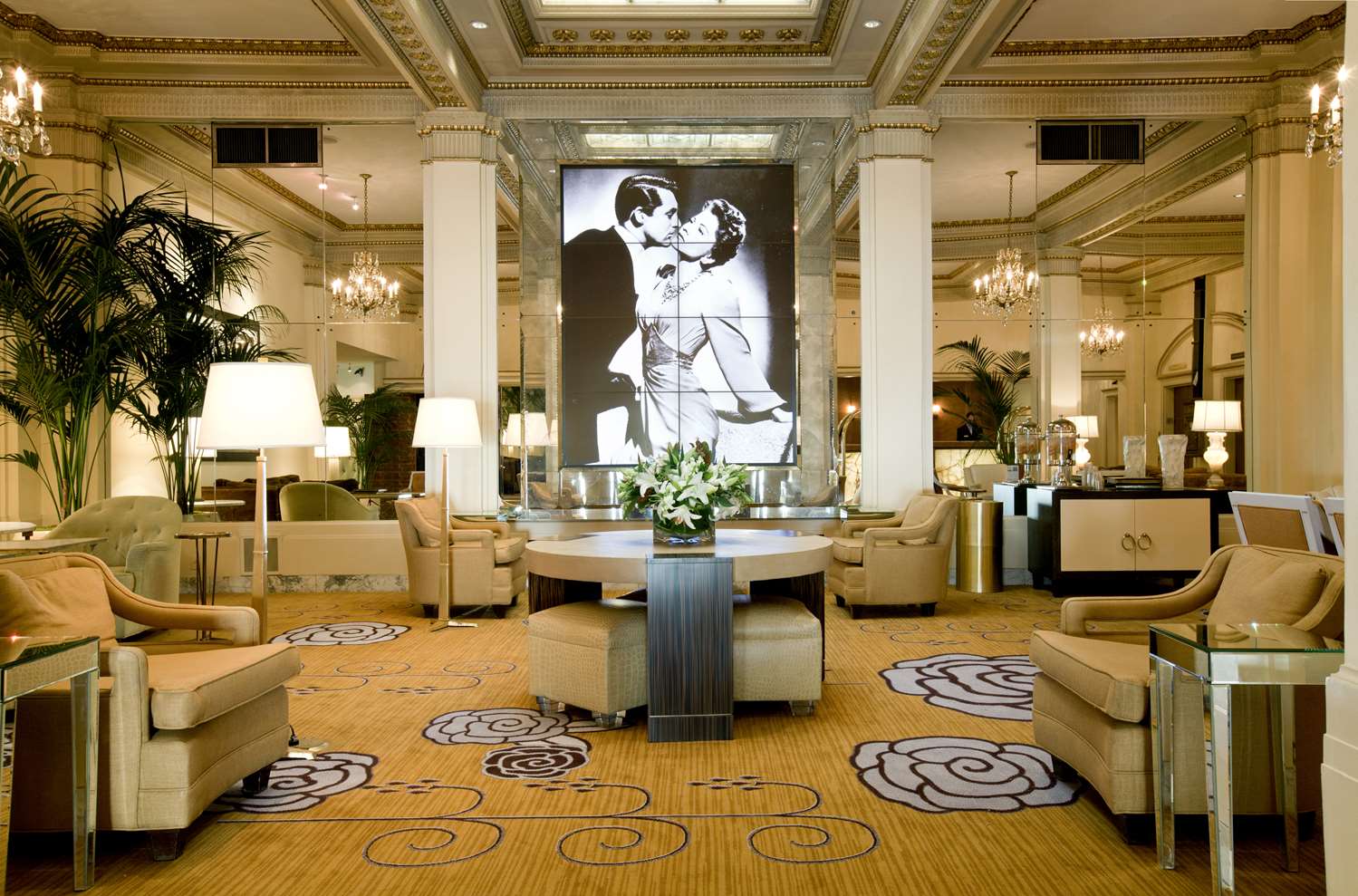 Фото Hotel deLuxe