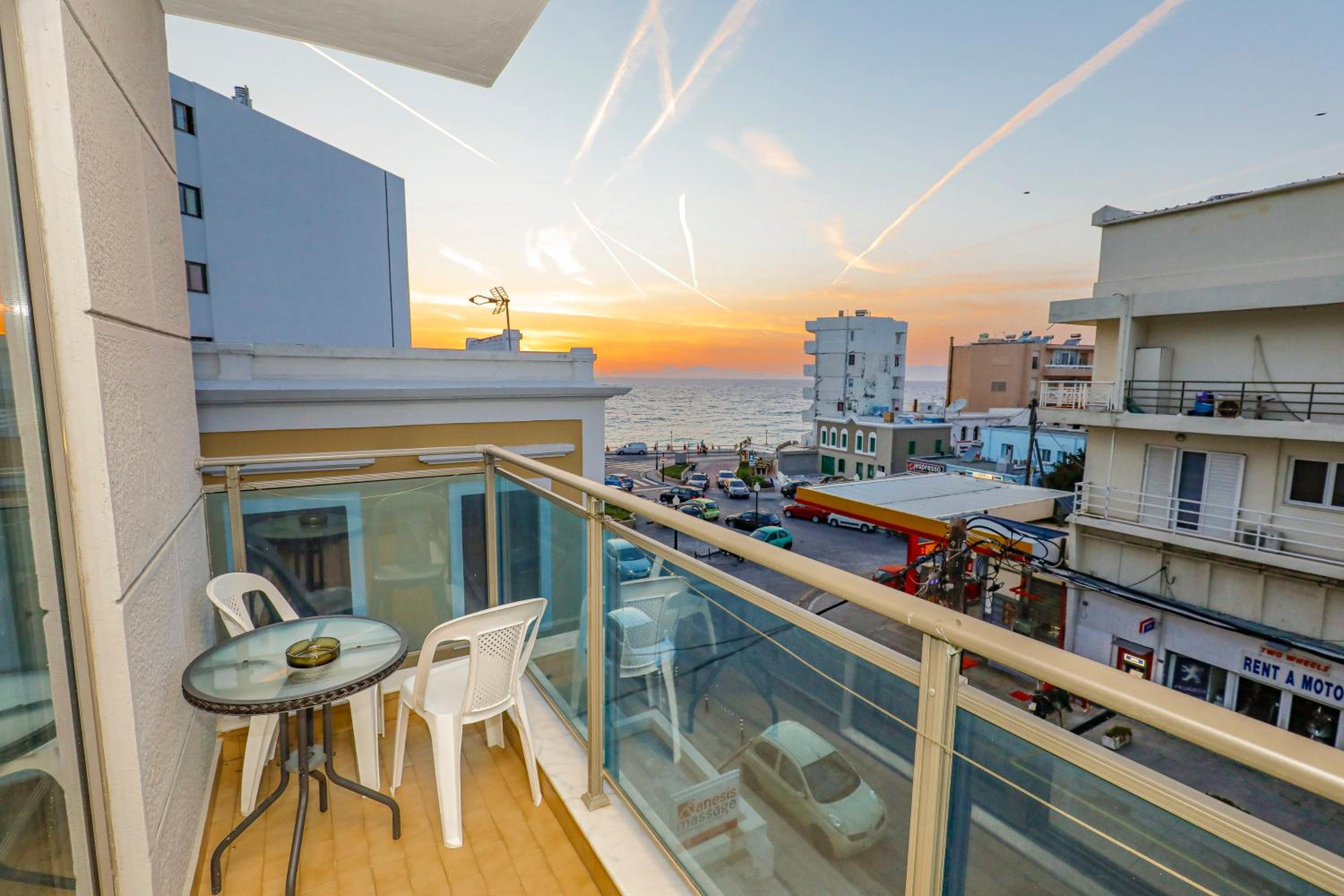 Фото 88044016365