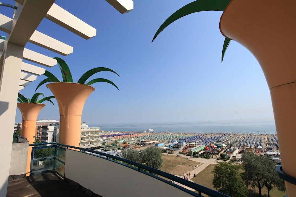 Фото Hotel Palm Beach