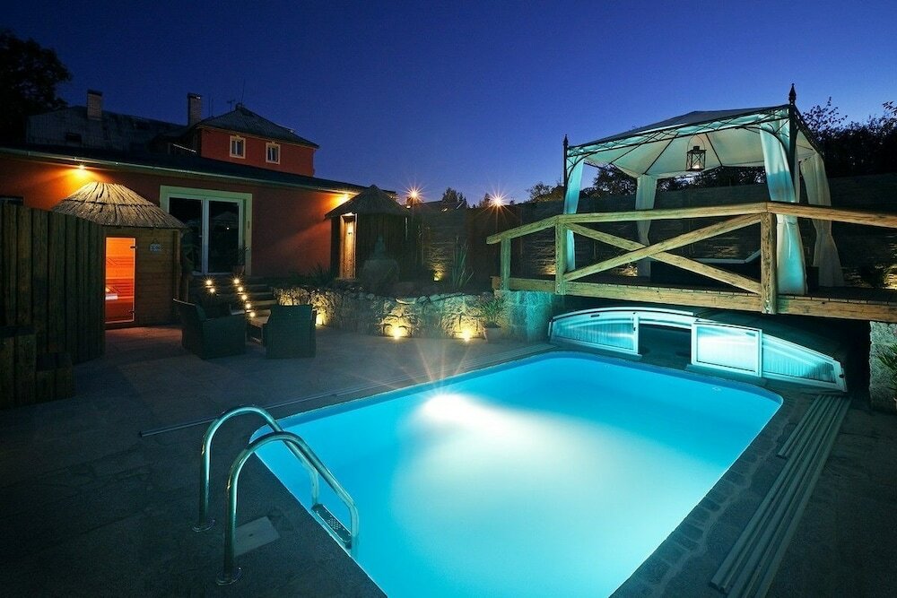 Фото Pytloun Wellness Travel Hotel