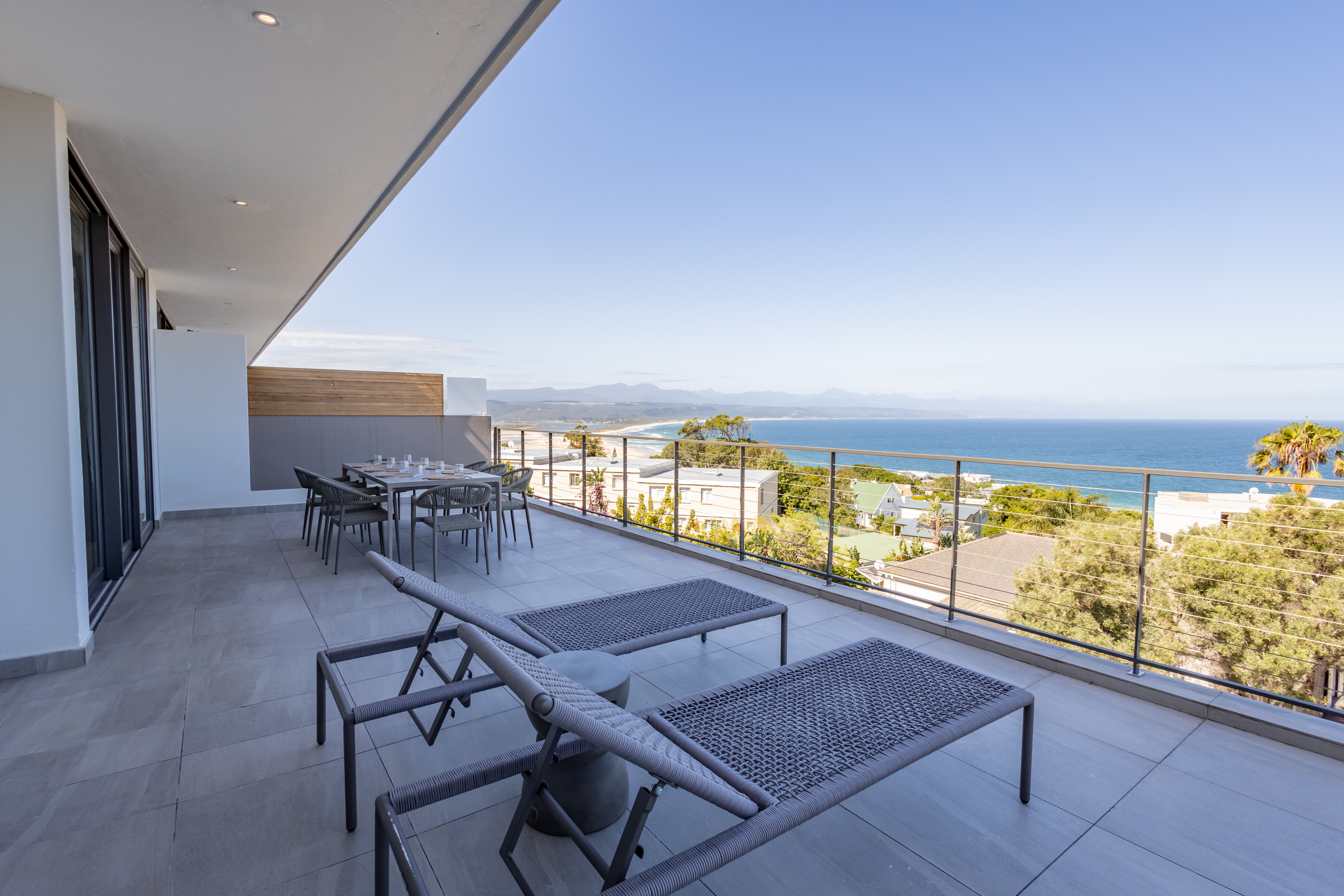 Фото Plett Quarter Hotel