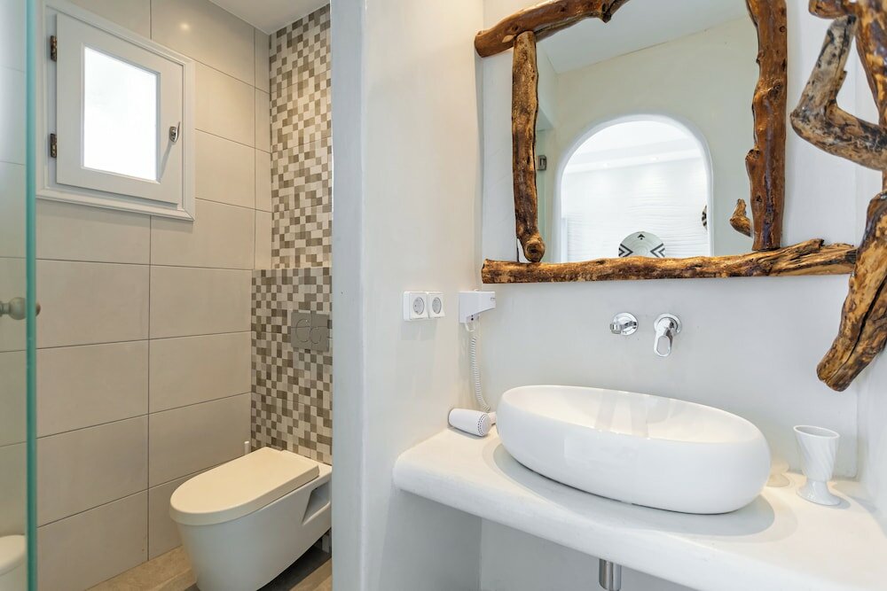 Фото Naxian Serenity Suites