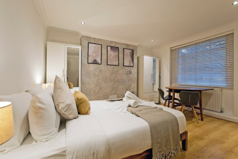 Фото Argyle Square Hotel