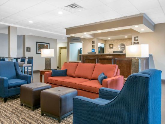 Фото Comfort Inn & Suites Porter near Indiana Dunes