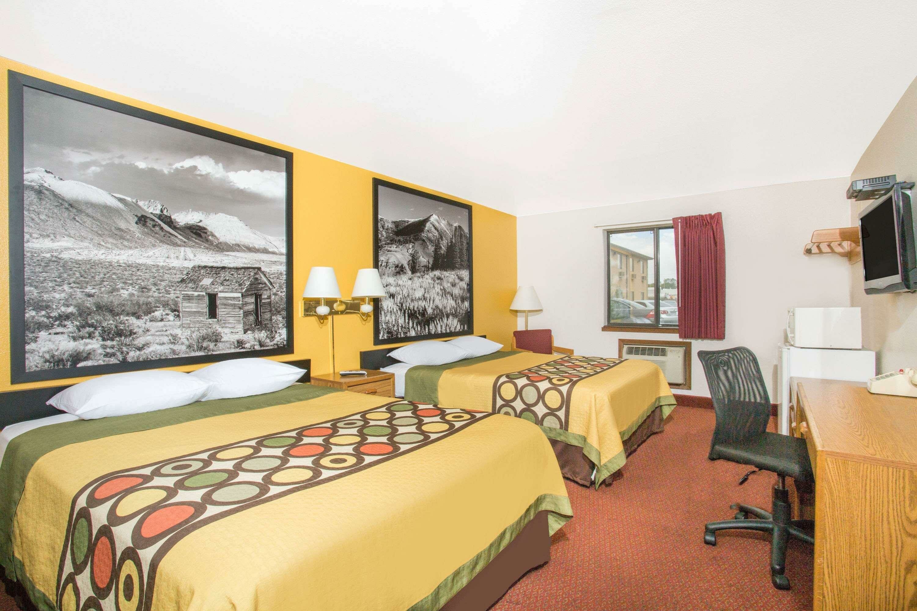 Фото Super 8 by Wyndham Elko