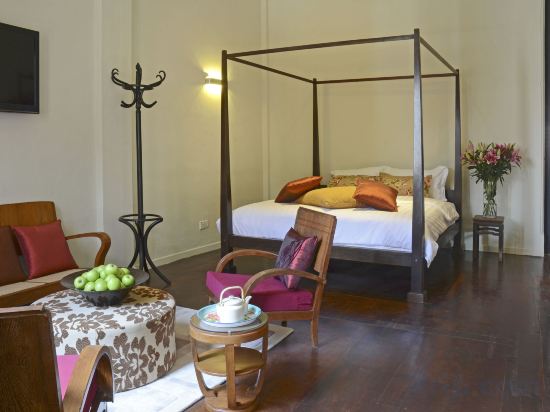 Фото Noordin Mews