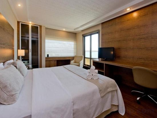 Фото Majestic Palace Hotel