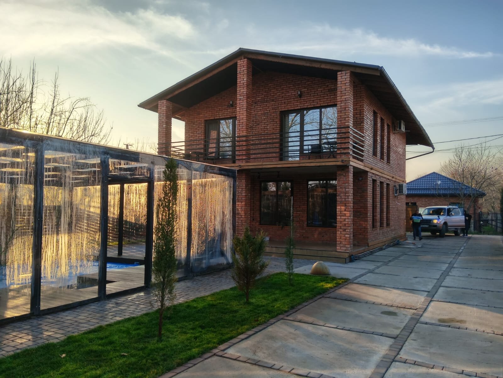 Фото Блэк_хаус