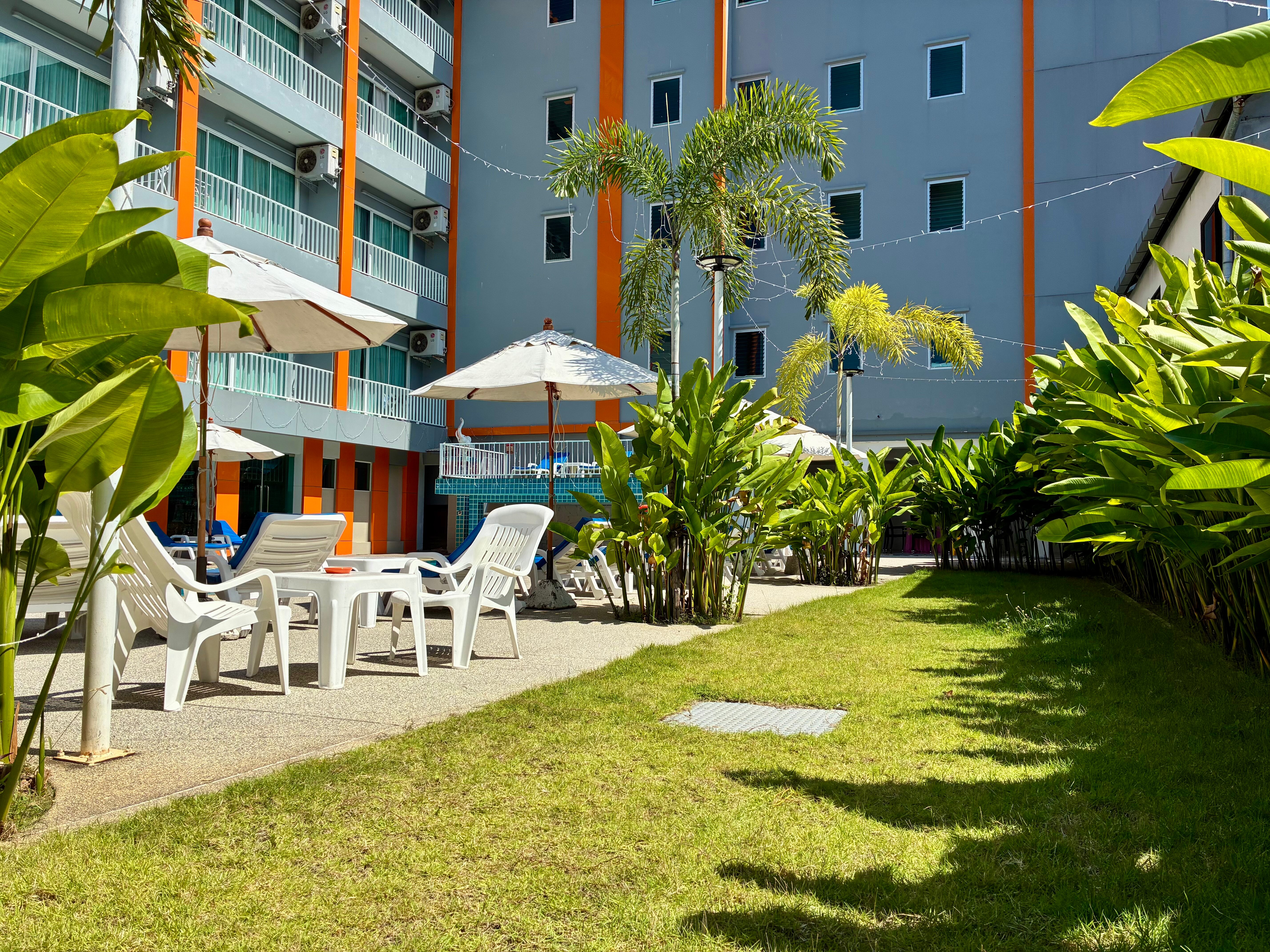 Фото Chabana Kamala Hotel