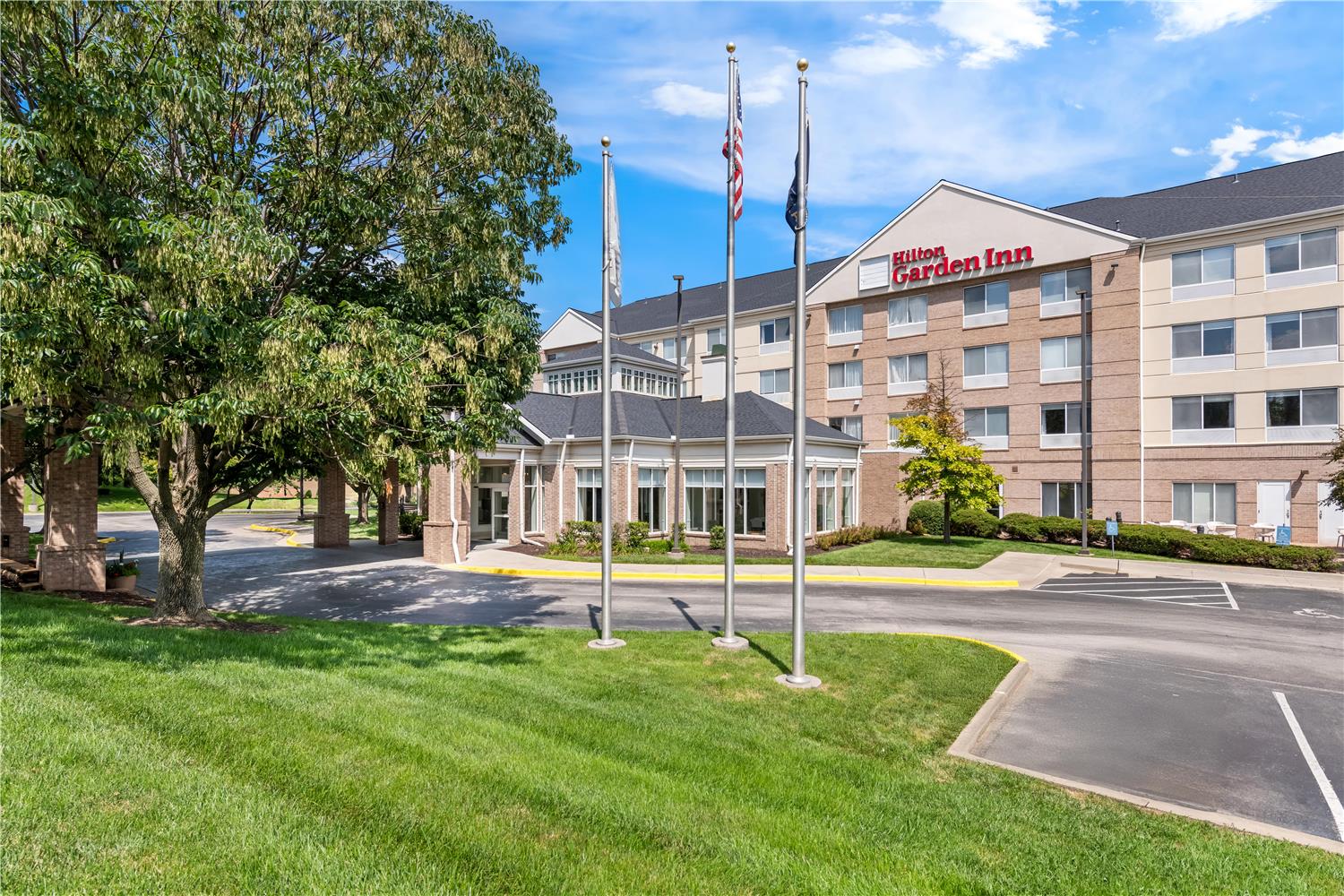 Фото Hilton Garden Inn Overland Park
