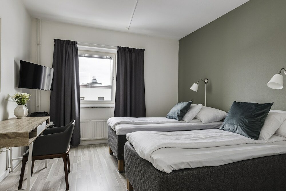 Фото отеля 2