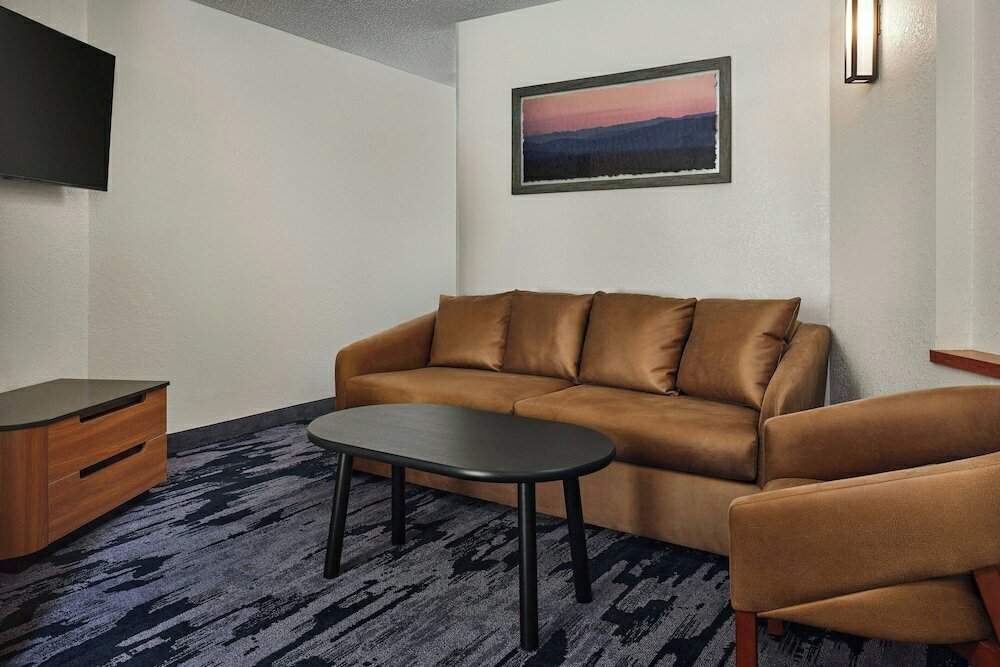 Фото Fairfield Inn & Suites by Marriott Gillette