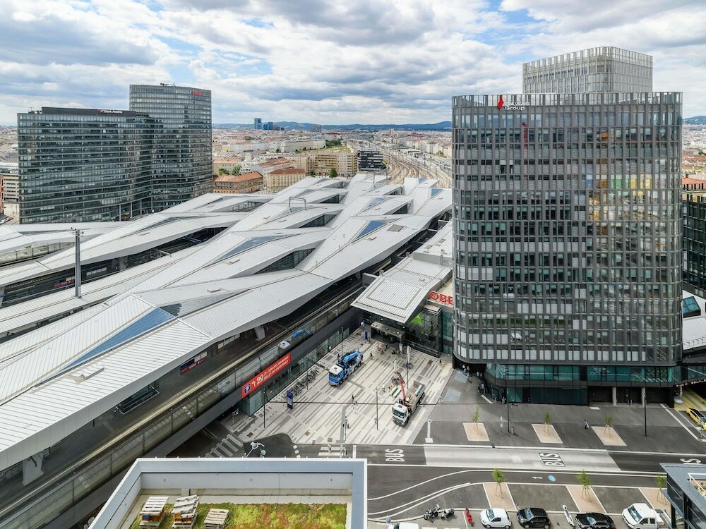 Фото Novotel Wien Hauptbahnhof