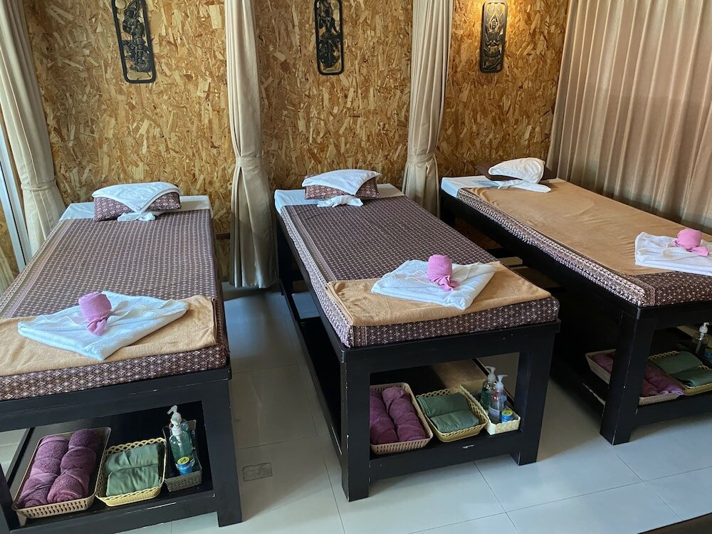 Фото Little Mermaid Guesthouse & Restaurant