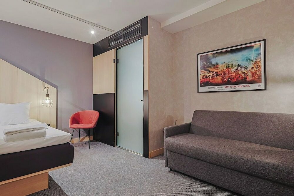 Фото Hotel With Urban Deli