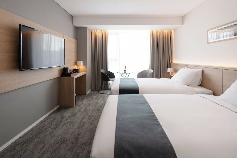 Фото Orakai Daehakro Hotel