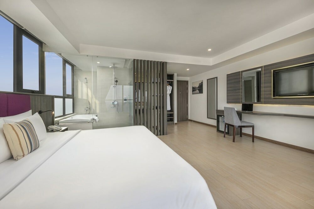 Фото Atlantic Nha Trang Hotel