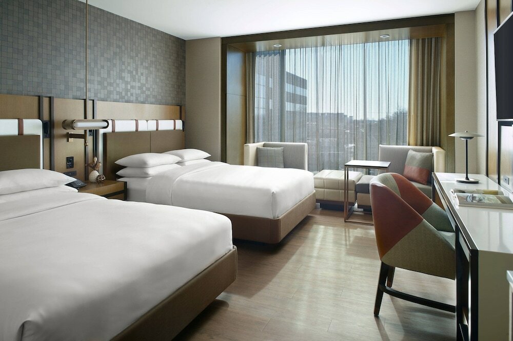 Фото Lexington Marriott City Center