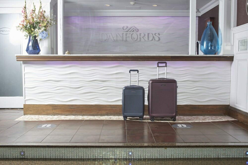 Фото Danfords Hotel and Marina