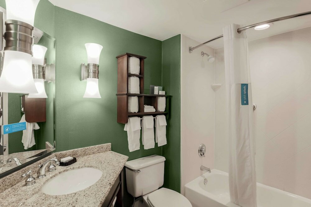 Фото Hampton Inn by Hilton Chicago-Midway Airport