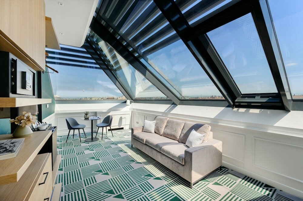 Фото Hotel Oktogon