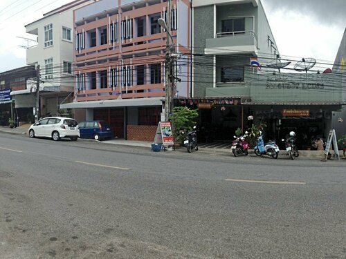 Внешний вид отеля P. N. Guest House в Краби, фото 1