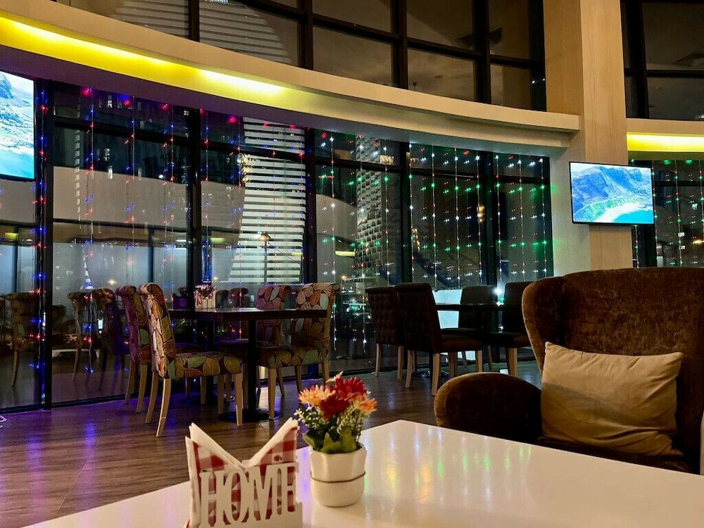 Sky Tower Hotel - 19