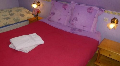 Гостиница La Ferme Des P'tits Loups в Пероне