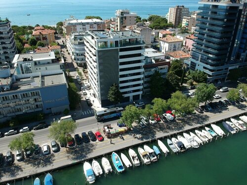 Гостиница Aparthotel Miramare в Градо