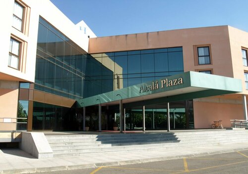 Alcalá Plaza