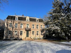 отель Chateau de Challanges