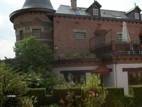 Гостиница La Tour Du Roy в Вервене