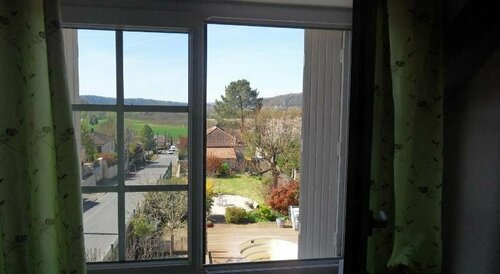 Гостиница Hôtel Du Puy D'alon в Гурдоне