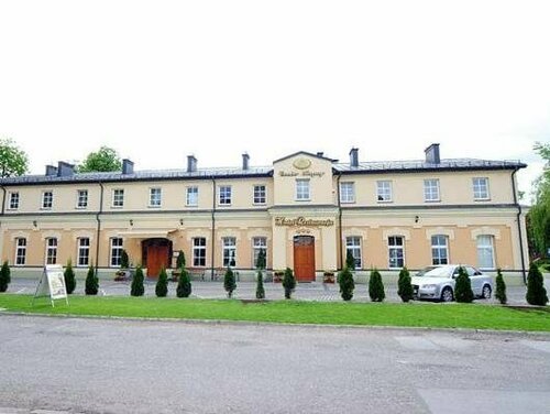 Гостиница Hotel Carskie Koszary в Замосьце