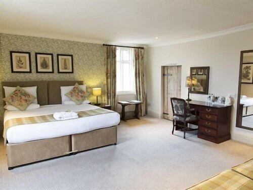 Гостиница Hadley Bowling Green Inn в Дройтуич-Спа