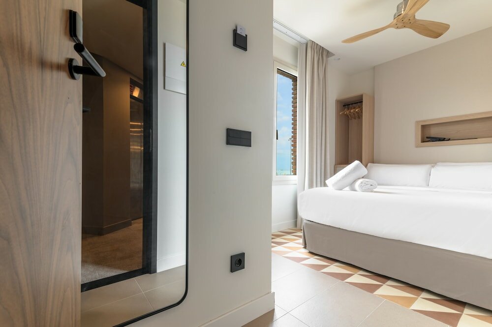 Фото Akquaaa Boutique Hotel