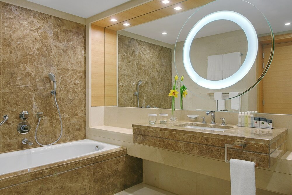 Фото DoubleTree by Hilton Riyadh - Al Muroj Business Gate