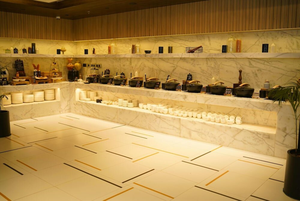 Фото Ramada Plaza by Wyndham Chandigarh Zirakpur